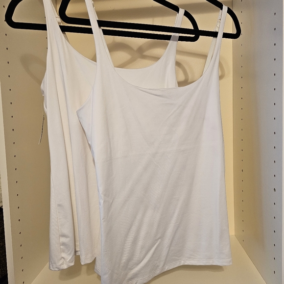 Brand new with tags 2 New york and company white tank tops with shelf bras - XL - Picture 3 of 4